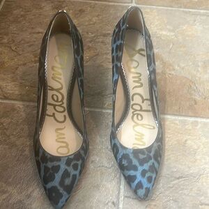 Sam Edelman cow skin leopard printed heels